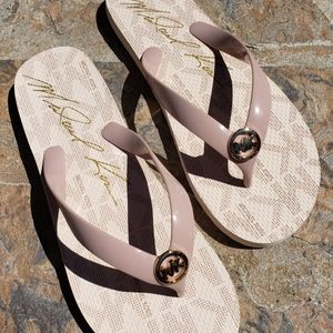 Micheal Kors Flip Flops